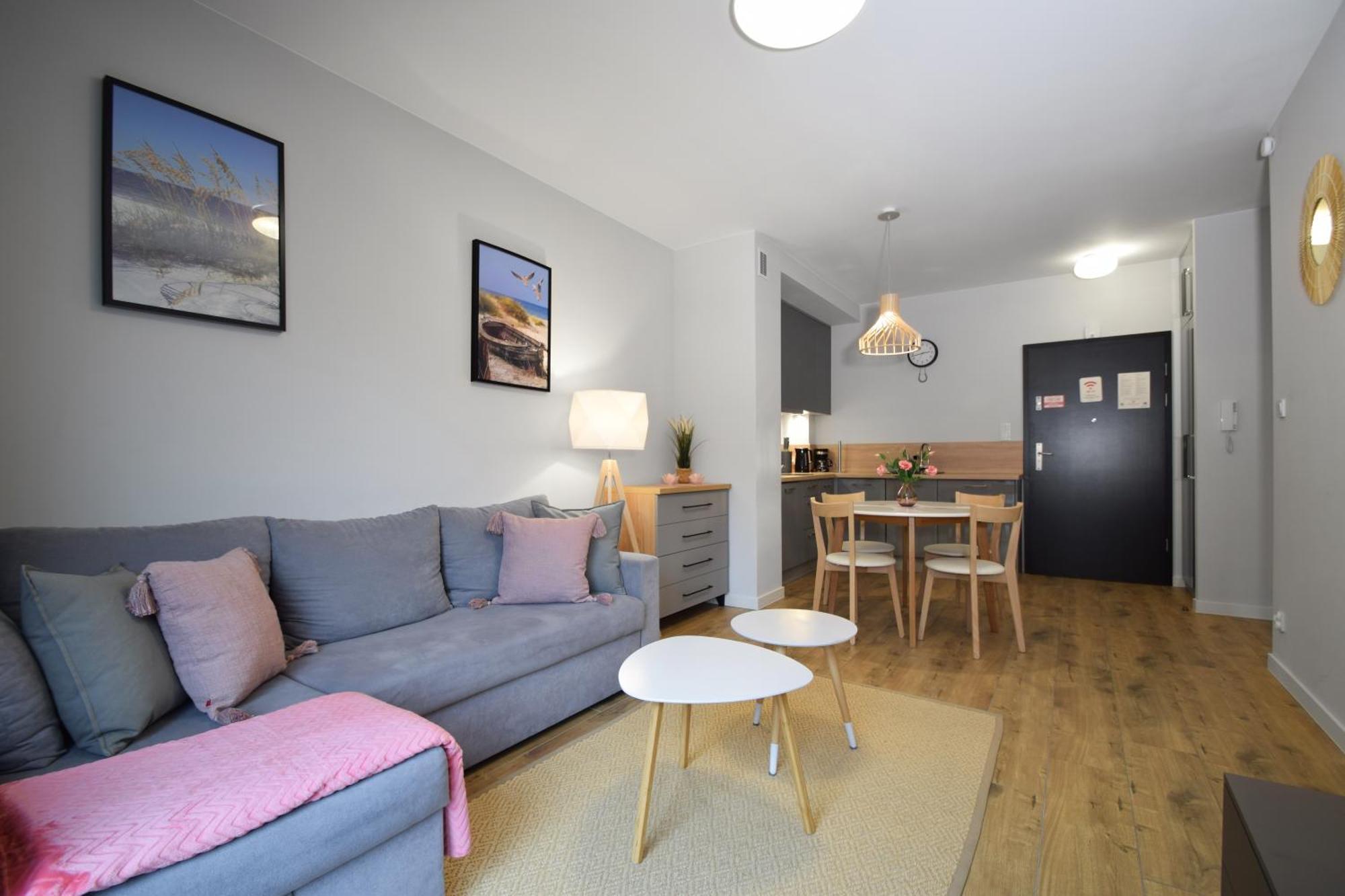 Rentplanet - Apartamenty Kolo Brzegu 코워브제크 외부 사진