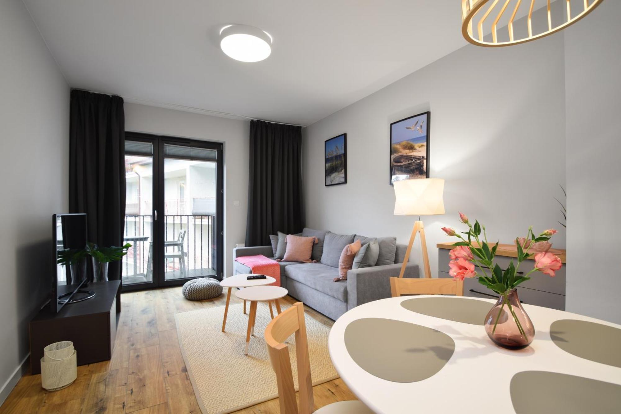 Rentplanet - Apartamenty Kolo Brzegu 코워브제크 외부 사진