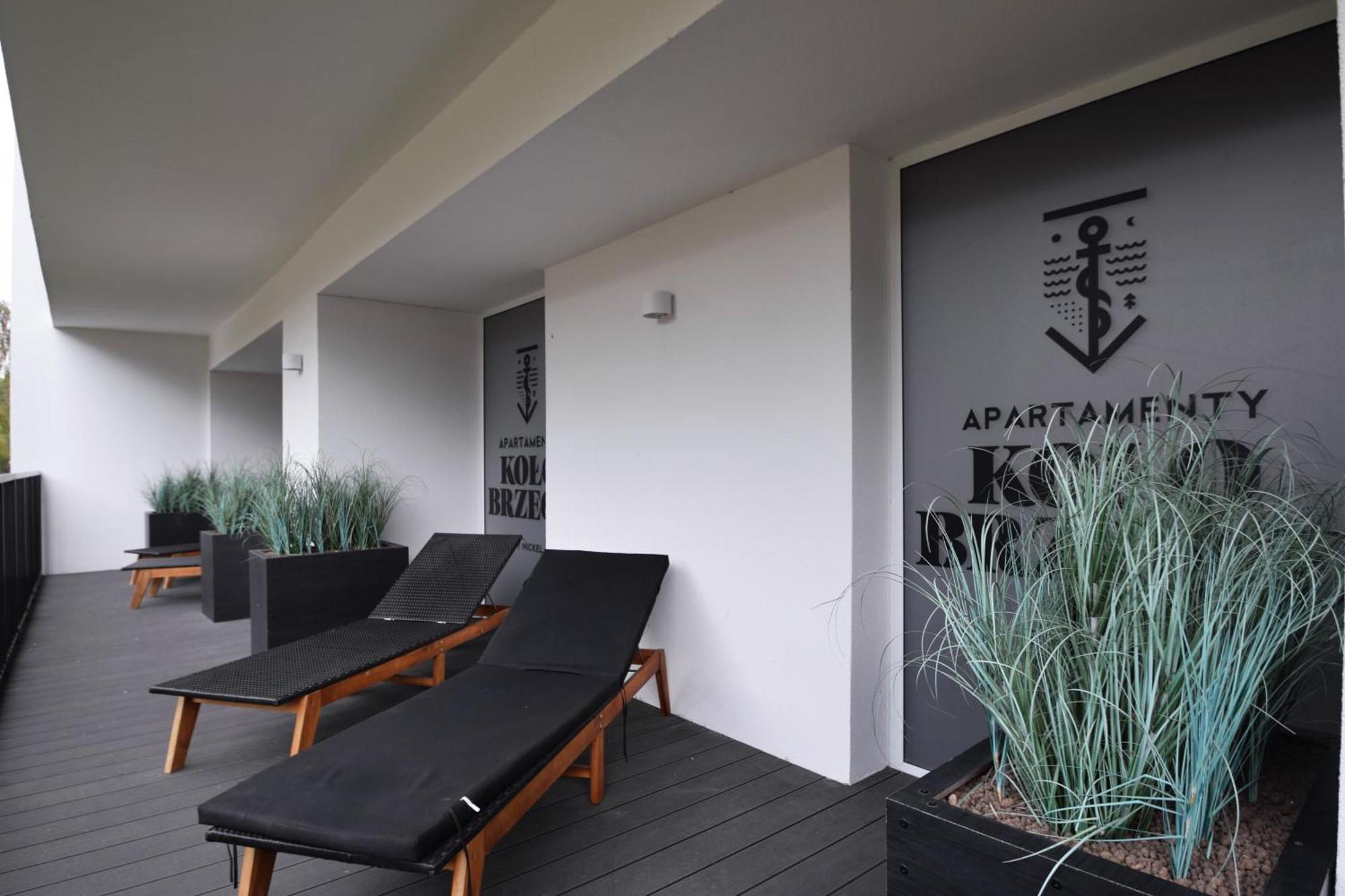 Rentplanet - Apartamenty Kolo Brzegu 코워브제크 외부 사진